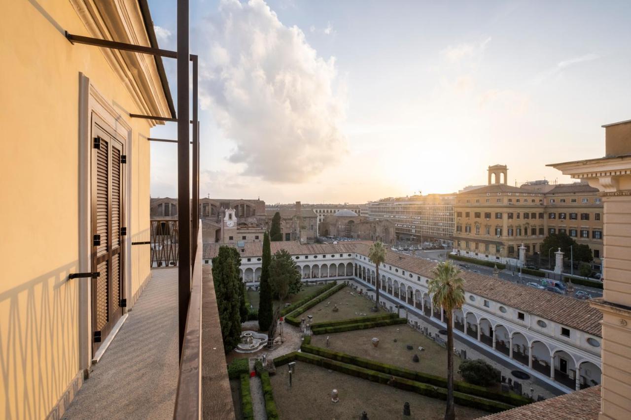 Camplus Hotel Roma Centro Exterior photo