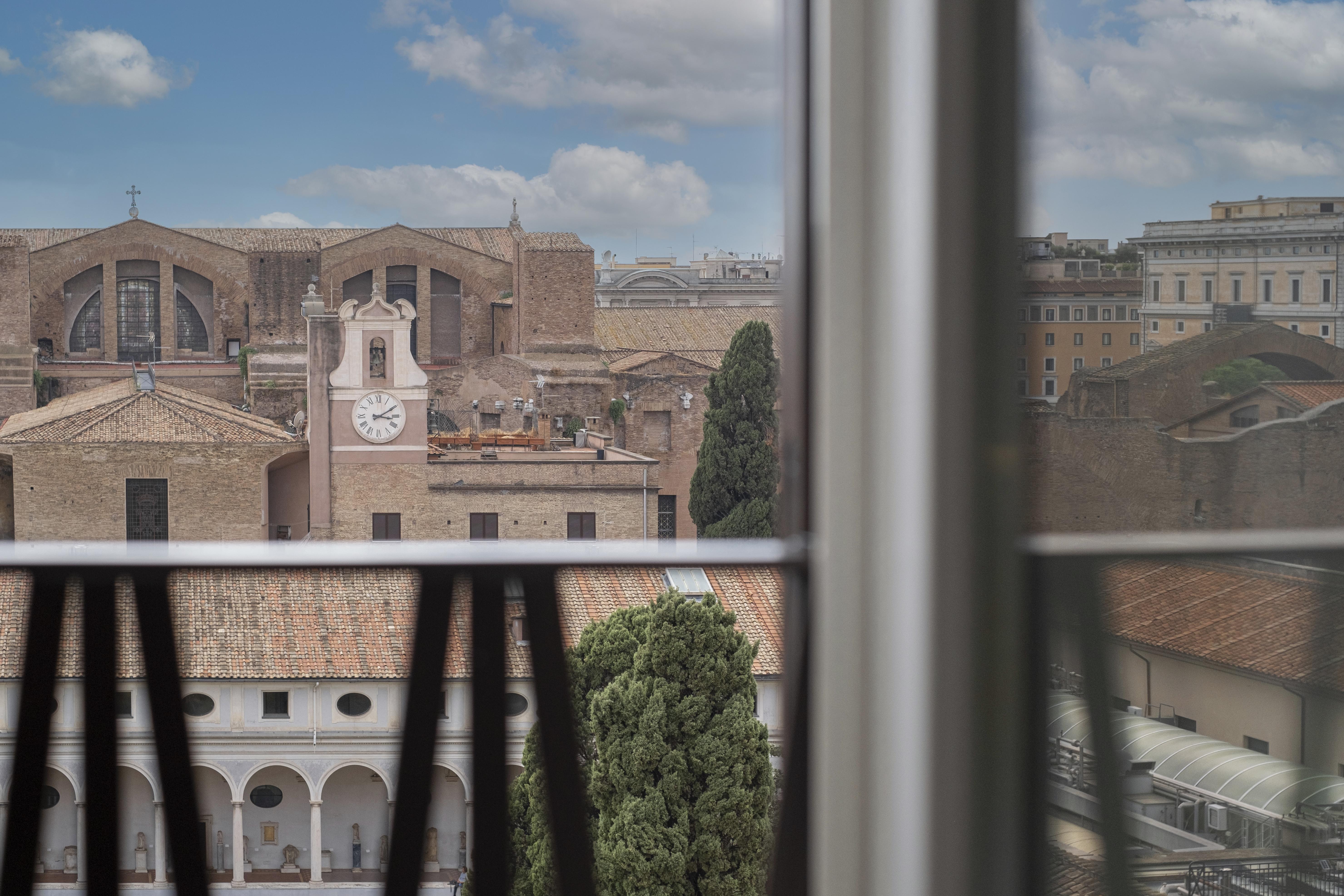 Camplus Hotel Roma Centro Exterior photo